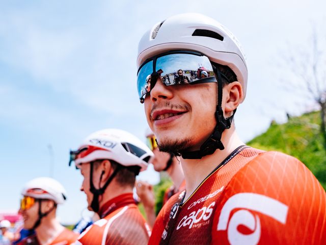 Arnaud De Lie met goesting en voor eigen volk aan de start van de Tour de Wallonie