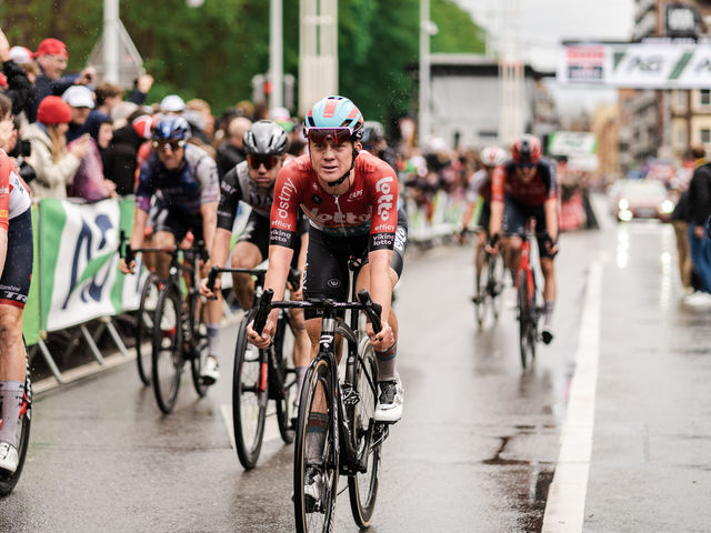 Van Gils ends strong Ardennes campaign with 11th at La Doyenne