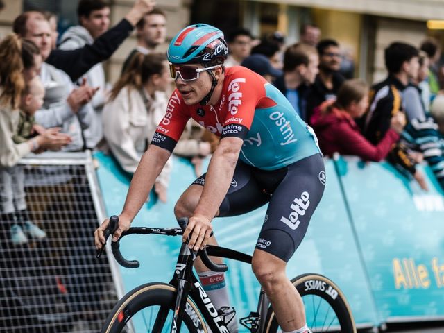 Arnaud De Lie undergoes successful collarbone surgery