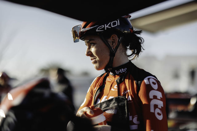 Katrijn De Clercq zet constante vorm verder met zesde plaats in GP Lucien Van Impe