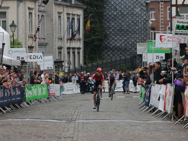 Jarno Widar wins the Flèche Ardennaise