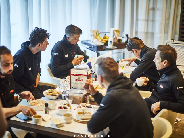Lotto Soudal accueille les supermarchés OKay parmi ses partenaires