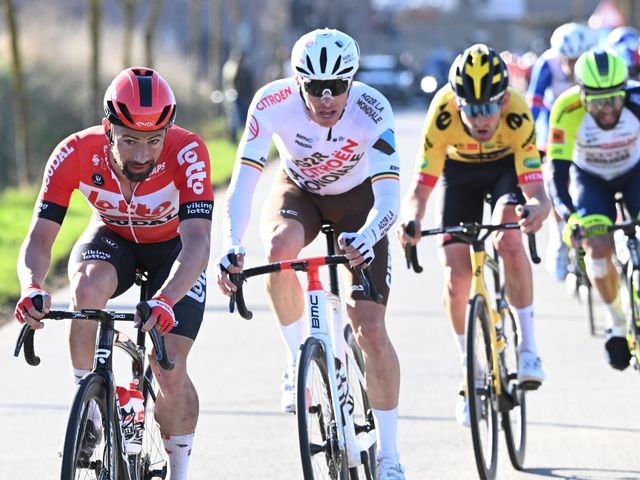 Victor Campenaerts ondanks pech vijfde in de Omloop