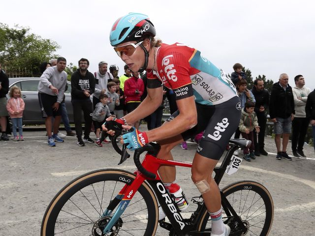 Grace Verbeke telt af naar de allereerste Tour de France Femmes voor de Lotto Dstny Ladies: "We gaan om ons te tonen, niet om er ergens tussen te hangen."