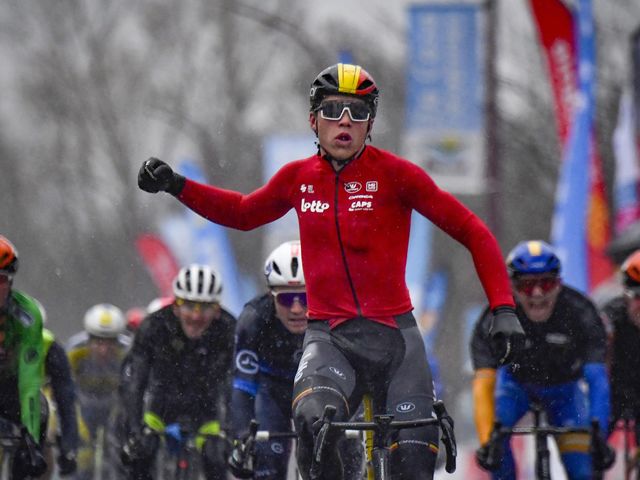 Arnaud De Lie wins chaotic third stage in Étoile de Bessèges