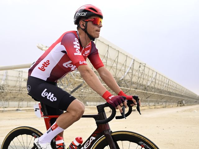 Steffen De Schuyteneer sprints to a strong 9th place in the fourth stage of the UAE Tour
