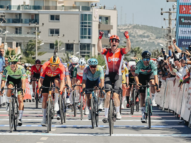 Elia Viviani wint zevende etappe in Ronde van Turkije