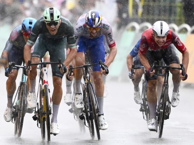 Promising fourth place for Arnaud De Lie in stage 17 of Tour de France