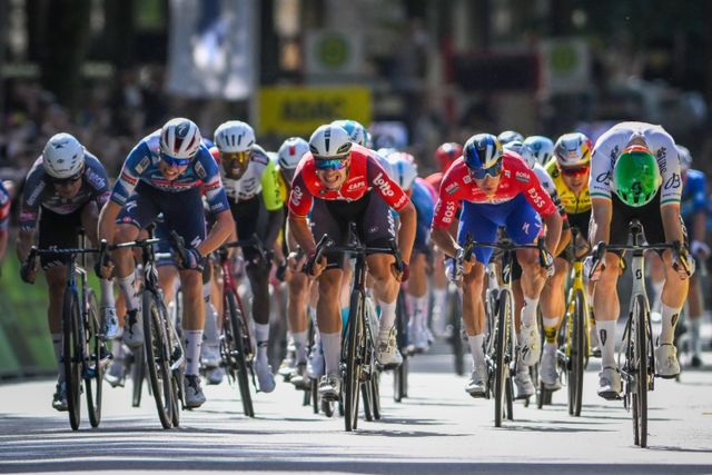 Arnaud De Lie sprints to second place in Hamburg Cyclassics