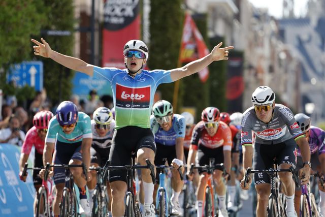 Arnaud De Lie seals overall victory in Renewi Tour with impressive final sprint