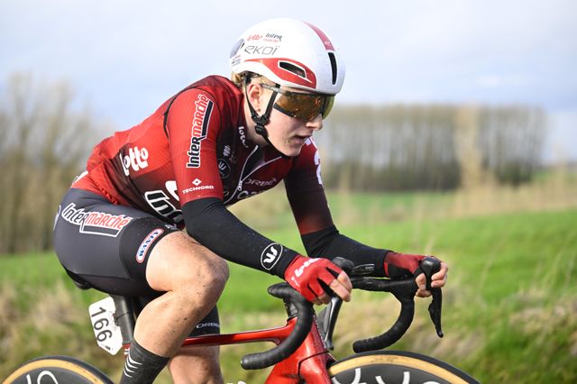 Negende plaats voor Anna van Wersch in GP Oetingen