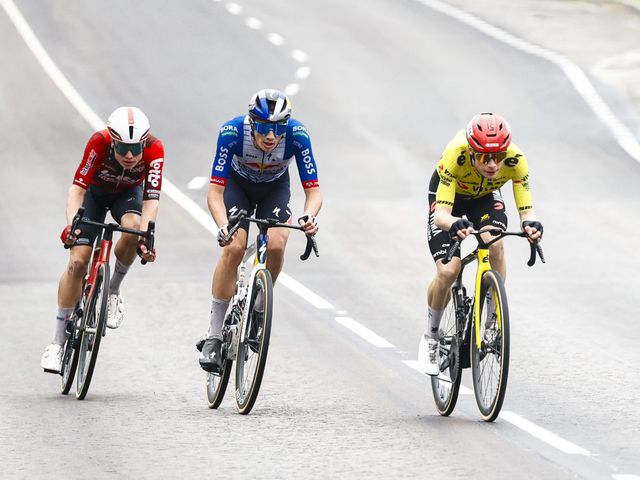Sterke Lennert Van Eetvelt kleurt finale etappe 2 Giro d’Italia
