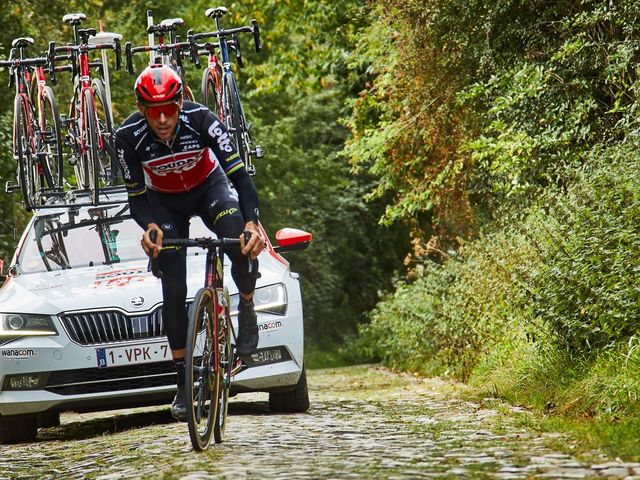 Philippe Gilbert: “Whoever stays upright the best, will win Paris-Roubaix.”