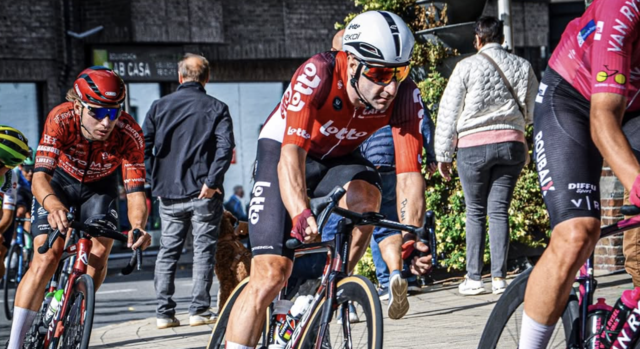 Elia Viviani wins Desselgem Koerse