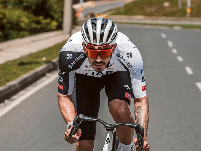 Juan Sebastian Molano chooses Lotto-Intermarché