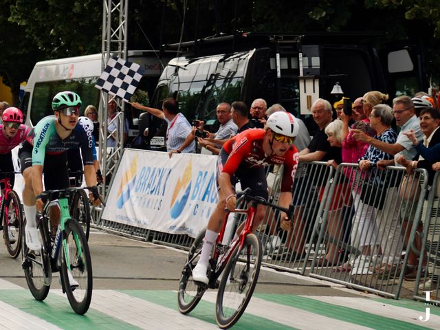 Keije Solen sprint naar winst in slotrit Flanders Tomorrow Tour