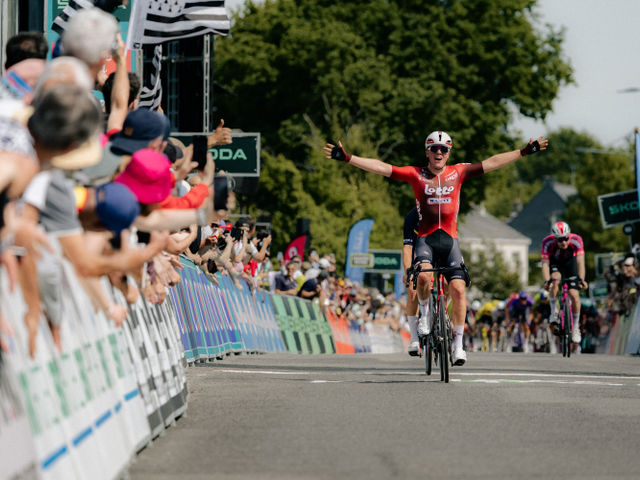 Dolven storms to victory in stage 2 of Tour de Bretagne