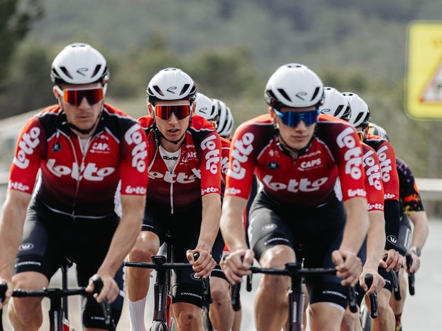 Lars Craps returns to the peloton after knee troubles