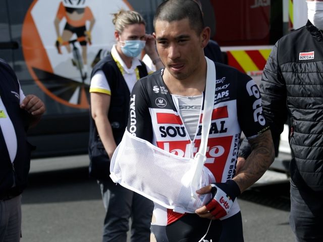 Caleb Ewan out of Tour de France with collarbone fracture