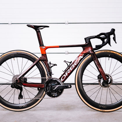 HOME BIKE ORBEA ORCA AERO 2026 (totale prijs: € 3.995,00)