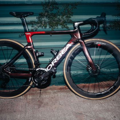 HOME BIKE ORBEA ORCA AERO 2026 (prix total: € 3.995,00)